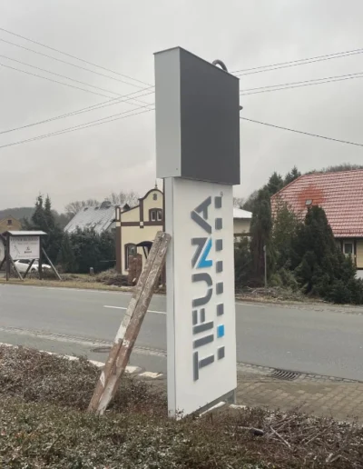 Projekt TIFUNA-Oderwitz Umbau Pylon mit Led Screen AQ P3.9mm ( 2x 1qm)