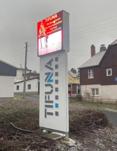Projekt TIFUNA-Oderwitz Umbau Pylon mit Led Screen AQ P3.9mm ( 2x 1qm)